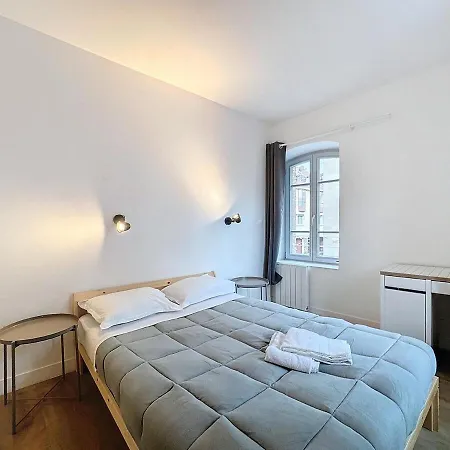 Immeuble Ideal Groupe - Gare A Proximite 19 Pers Апартаменты *