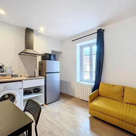 Immeuble Ideal Groupe - Gare A Proximite 19 Pers Lägenhet *