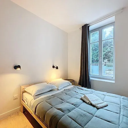 Апартаменты Immeuble Ideal Groupe - Gare A Proximite 19 Pers *