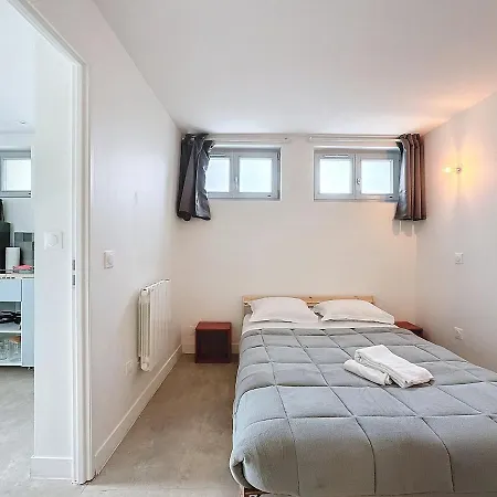 Lägenhet Immeuble Ideal Groupe - Gare A Proximite 19 Pers