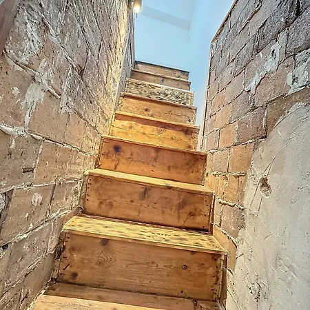 Апартаменты Immeuble Ideal Groupe - Gare A Proximite 19 Pers *