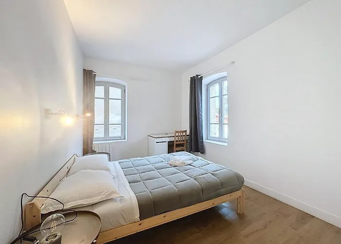 Apartment Immeuble Ideal Groupe - Gare A Proximite 19 Pers Clermont-Ferrand
